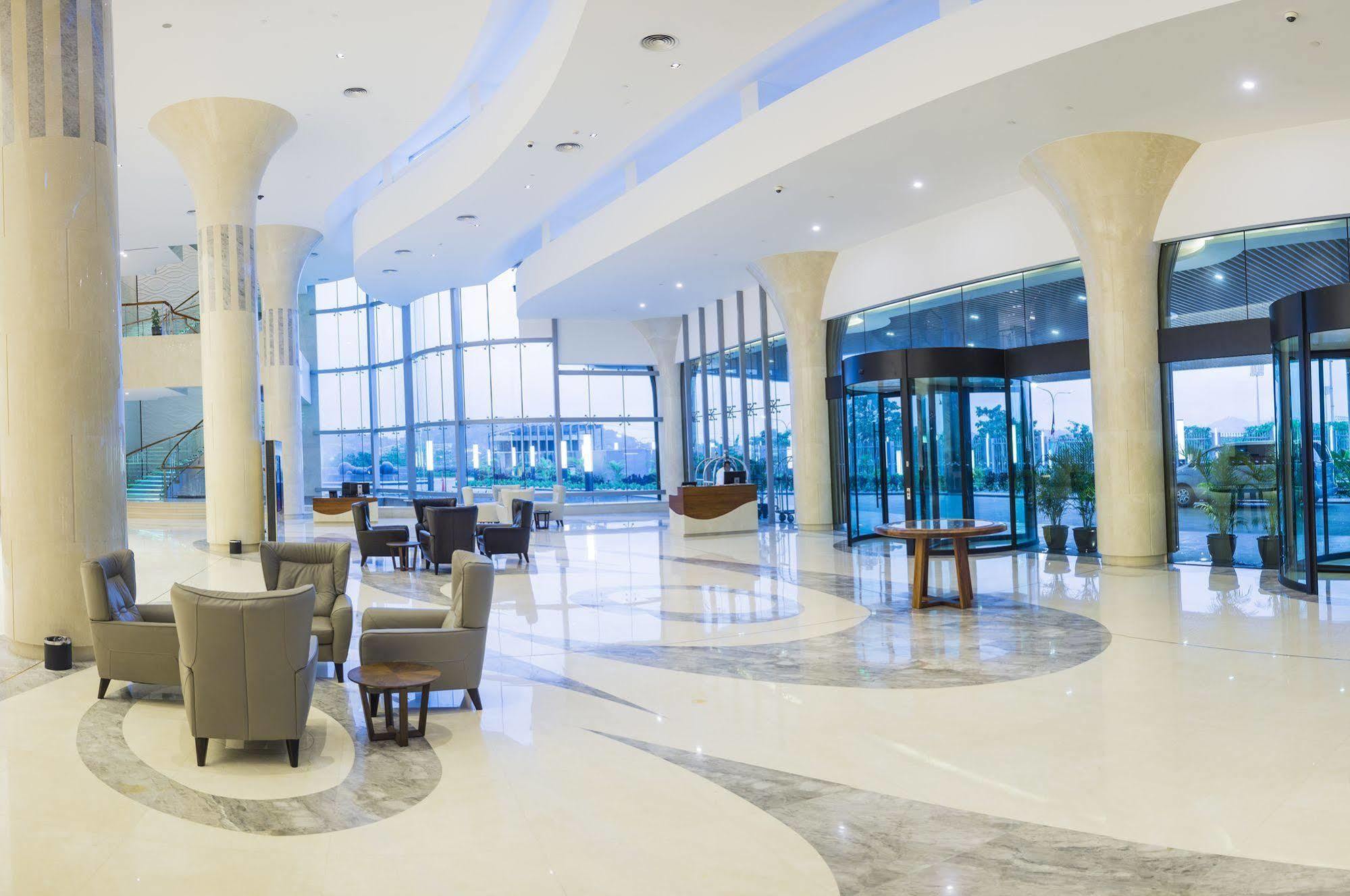 The Stanley Hotel & Suites Port Moresby Eksteriør billede